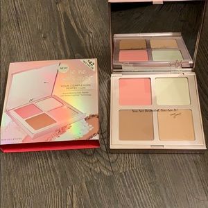 It cosmetics blush highlighter palette